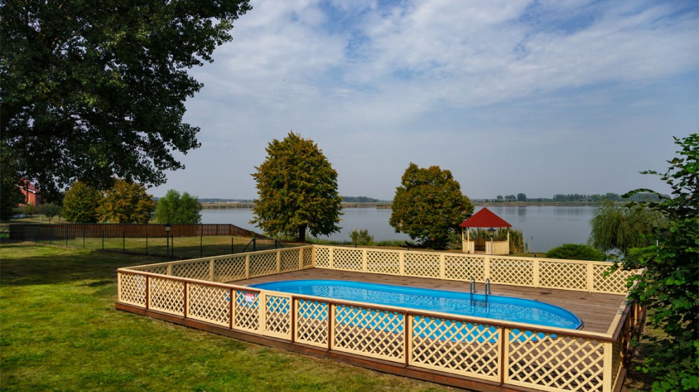 Outdoor swimming pool